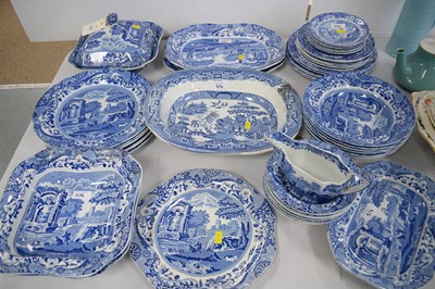 Lot 374 - Copeland Spode's 'Italian' pattern dinner service and other ceramics