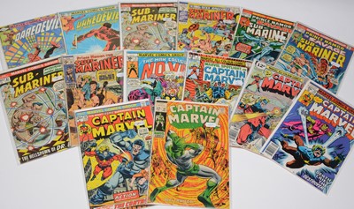 Lot 811 - Marvel Comics.