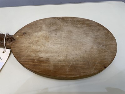 Lot 468 - A Robert 'Mouseman' Thompson carved oak cheeseboard