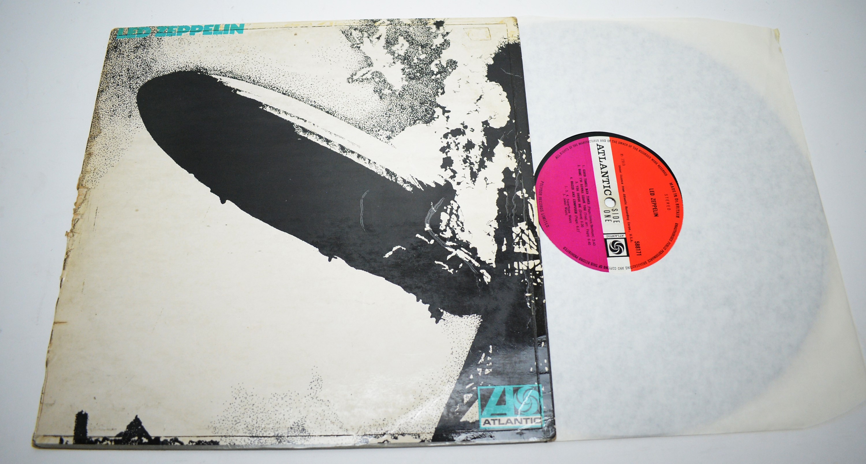 Lot 459 1st Pressing Led Zeppelin 1 LP