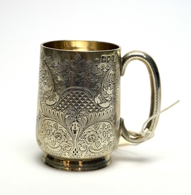 Lot 167 - An Edwardian silver christening cup