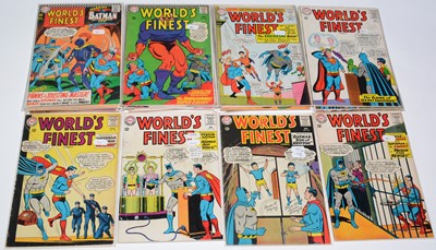 Lot 975 - DC Comics.