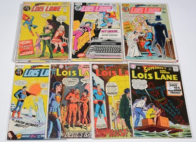 Lot 966 - DC Comics.