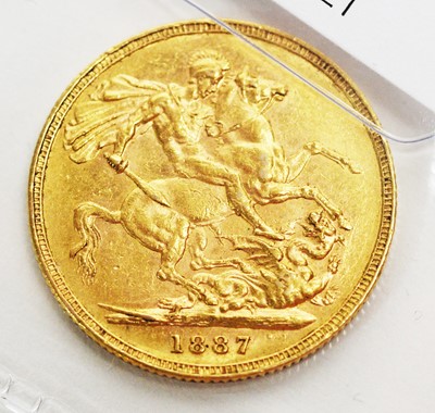 Lot 242 - A Queen Victoria Australian gold sovereign