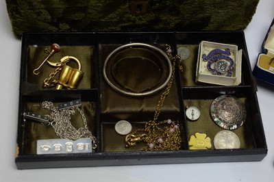 Lot 229 - Silver and costume jewellery.