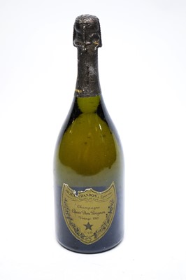Lot 611 - A bottle of Dom Pérignon Champagne 1985