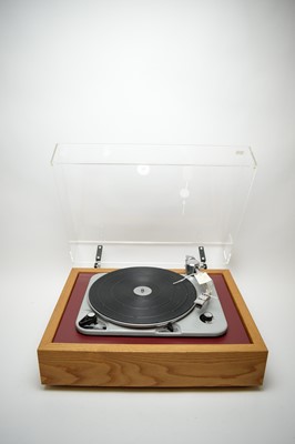 Lot 383 - A Thorens TD 135 turntable.