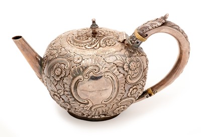 Lot 157 - A George IV silver bullet form teapot