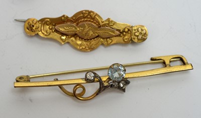 Lot 200 - 19th and early 20th century yellow-metal jewellery.