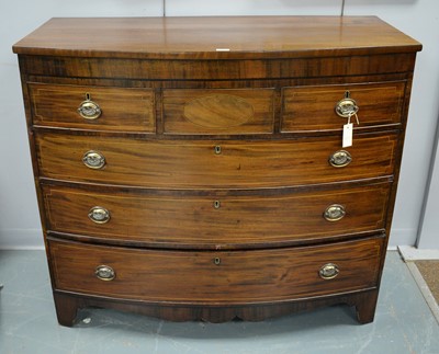Lot 88 - Regency bowfronted chest of drawer