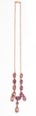 Lot 126 - An early 20th Century amethyst fringe necklace