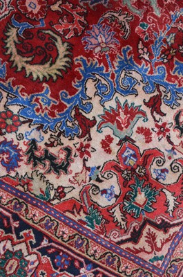 Lot 98 - A Heriz carpet