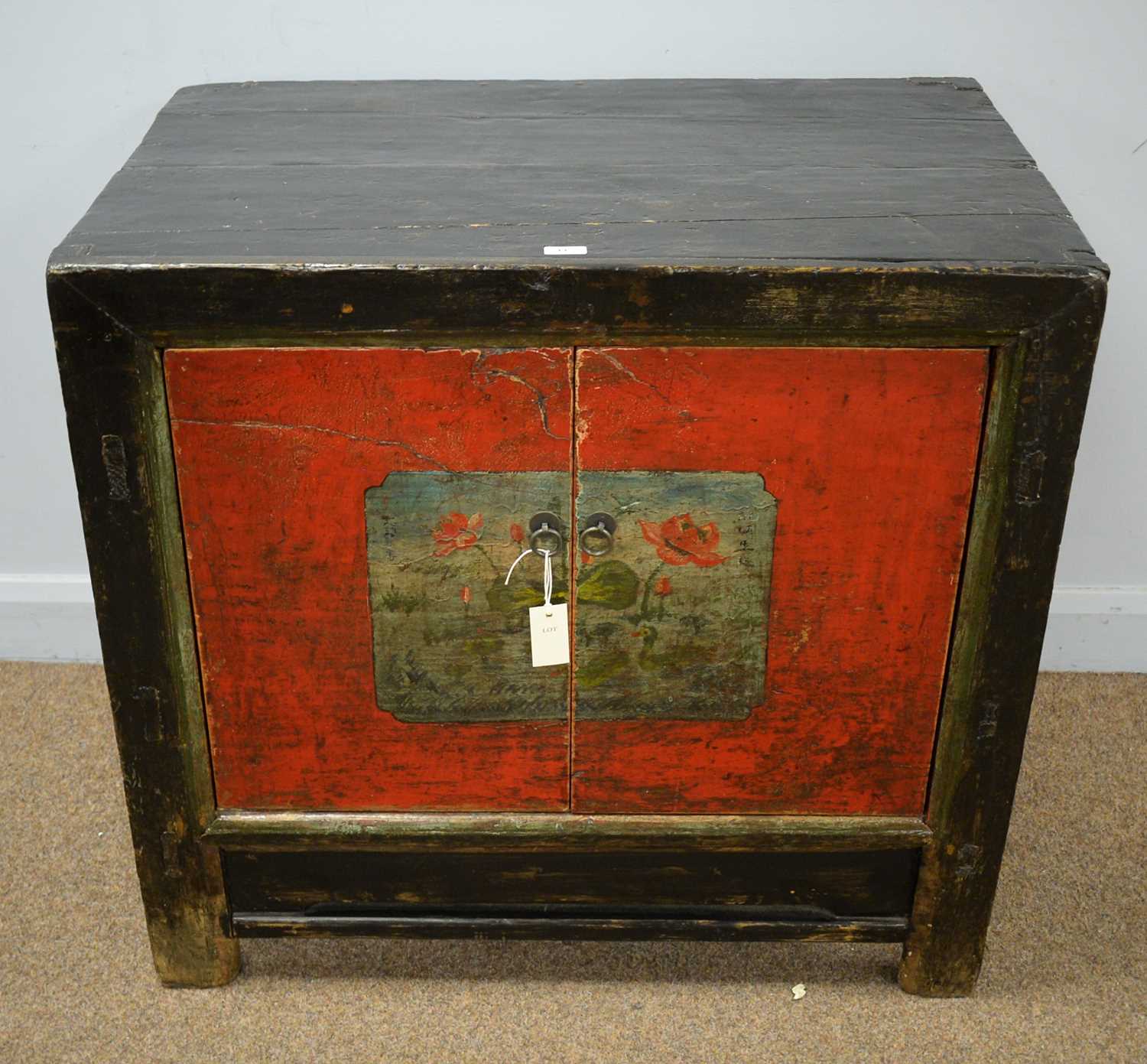 Lot 11 - A Chinese lacquered side unit