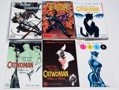 Lot 107 - DC Comics and graphic novels