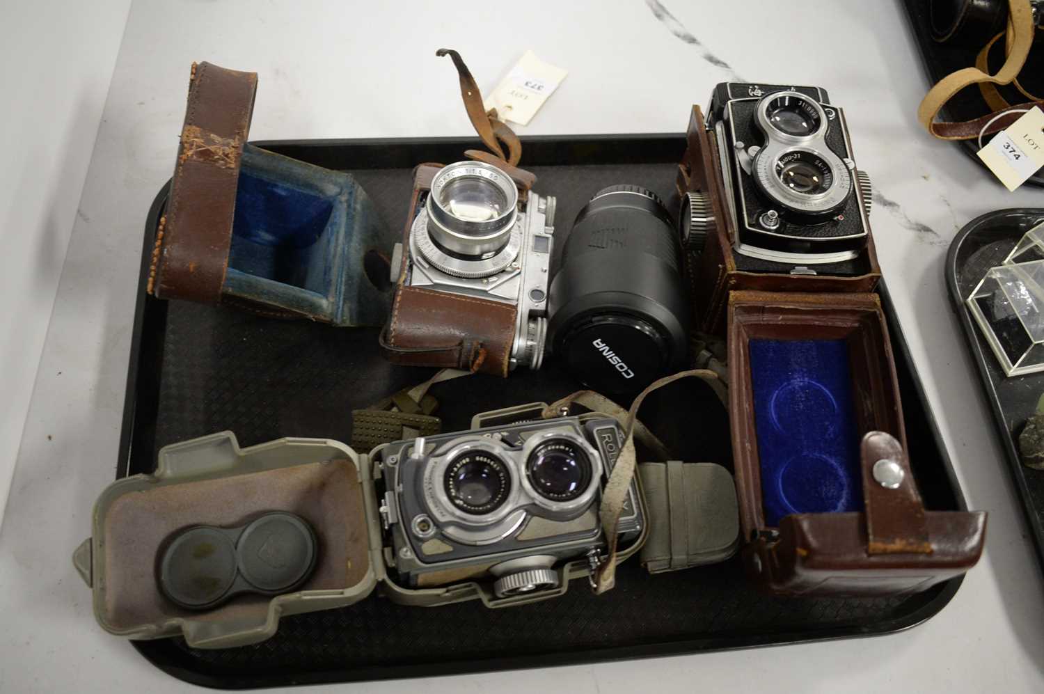 Lot 373 - Selection of cameras including Seagull and Voigtlander