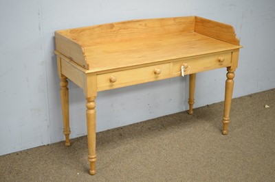 Lot 47 - Early 20th Century Heals & Sons pine washstand