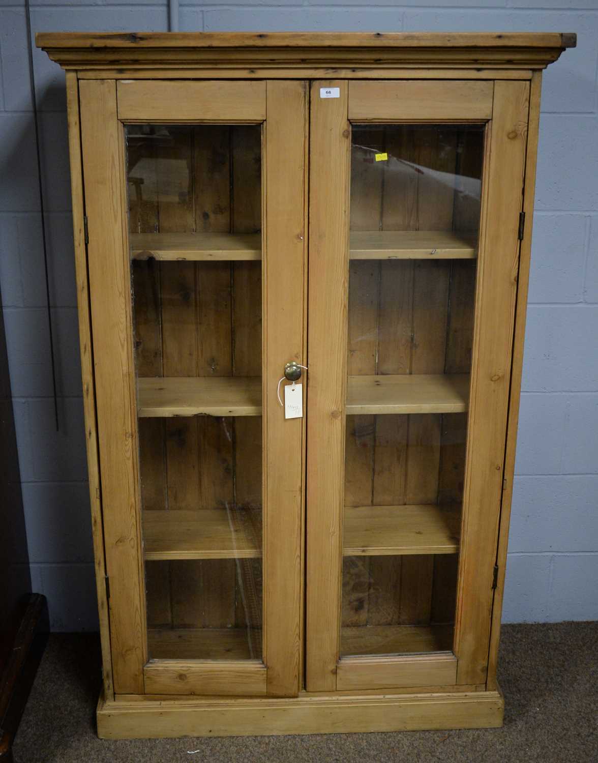 Lot 66 - 20th Century pine bookcase