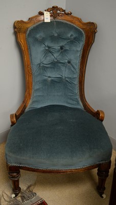Lot 100 - Victorian walnut nursing chair