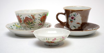 Lot 313 - Cafe au lait coffee cup and saucer, rice bowl cover and stand