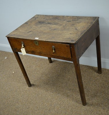 Lot 26 - A mid 18th Century oak side table