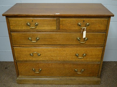 Lot 7 - A 19th Century oak chest of drawers