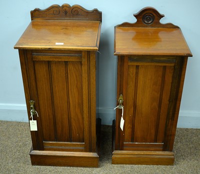 Lot 17 - Two Edwardian walnut bedside cabinets