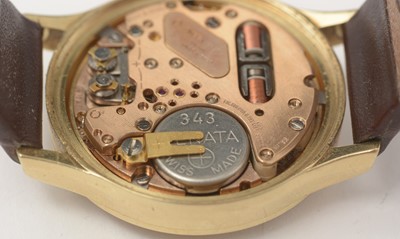 Lot 8 - An Omega Constellation Chronometer Electronic F300Hz wristwatch