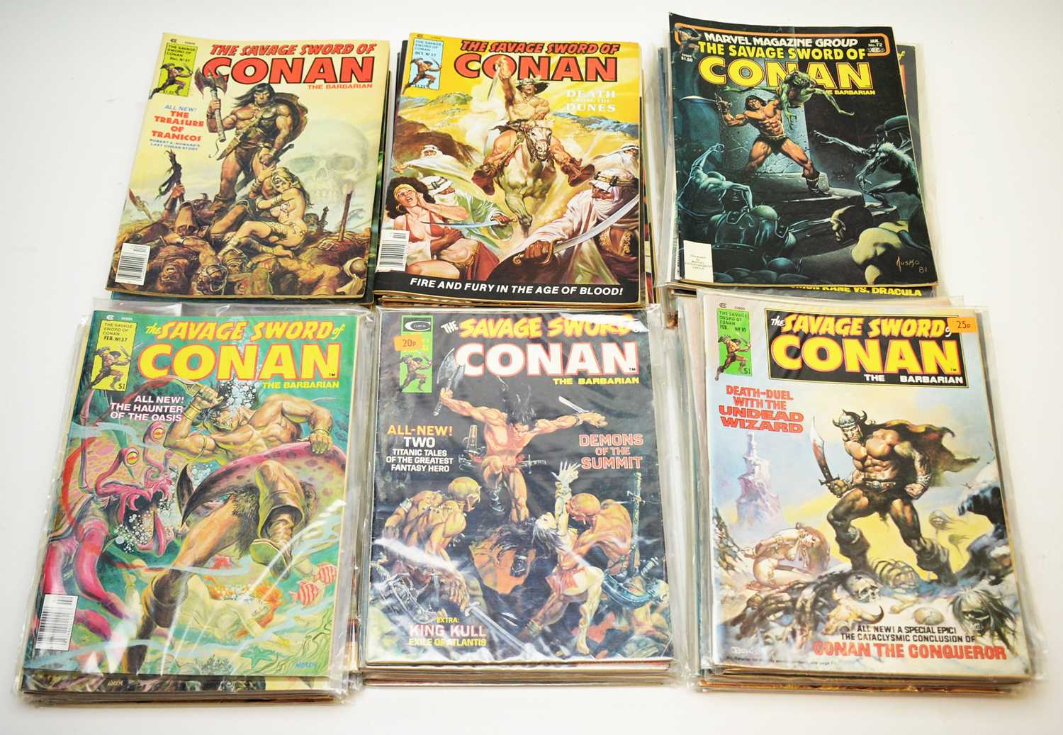 Lot 943 - Marvel Magazines