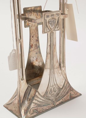 Lot 155 - An early 20th Century WMF Art Nouveau vase