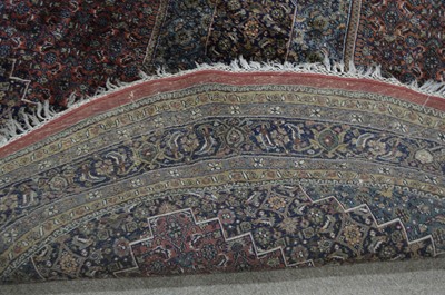 Lot 447 - A circular Bidjar carpet