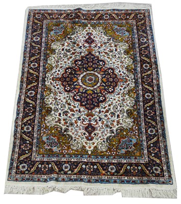 Lot 450 - An Isfahan rug