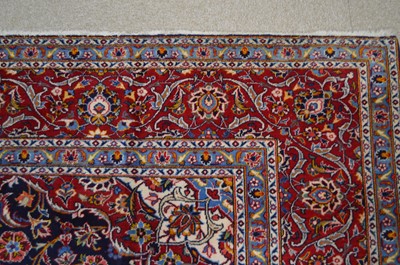 Lot 455 - A Kashan carpet