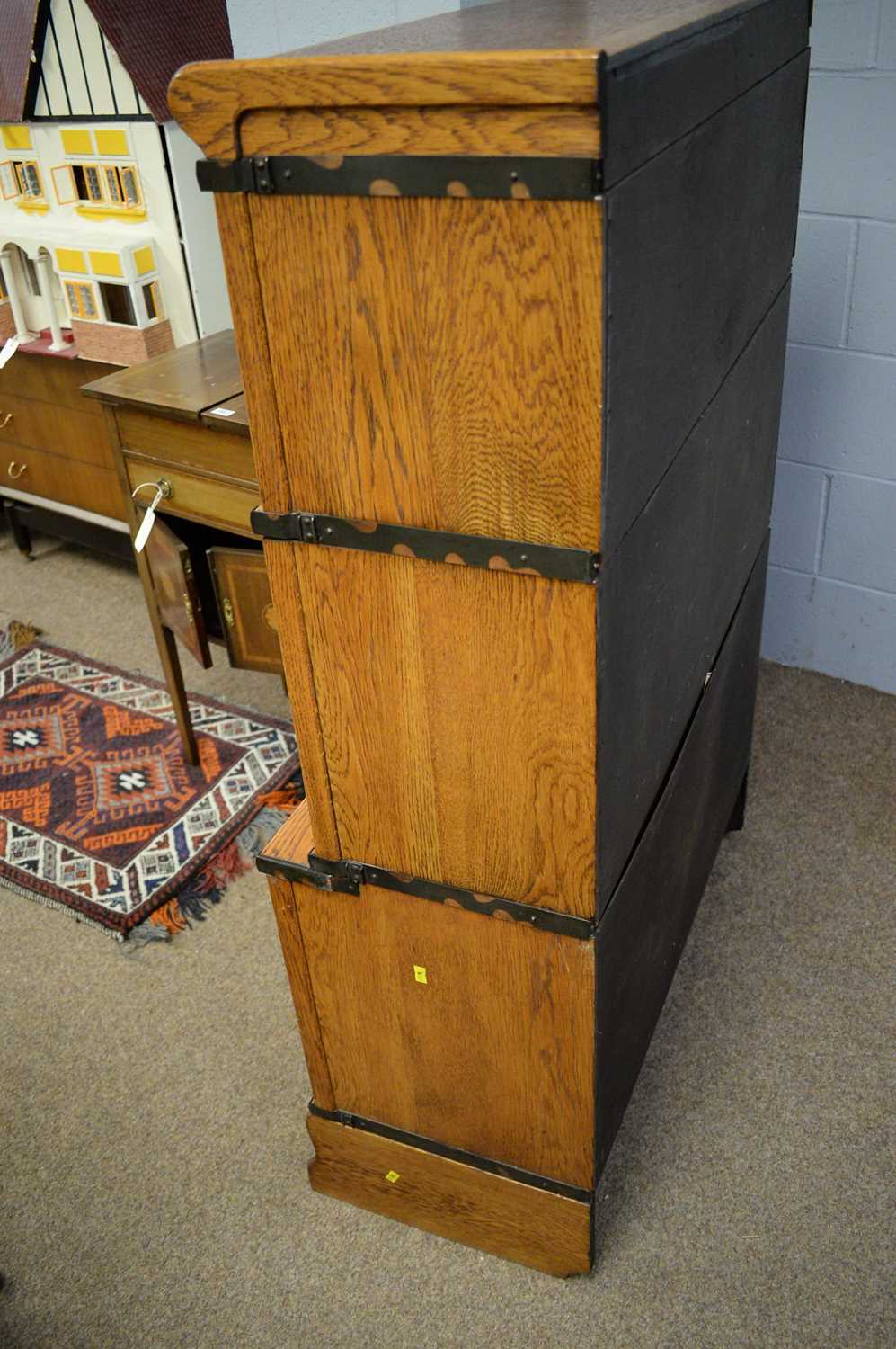 Lot 225 The GlobeWernicke Co. Ltd, London a light