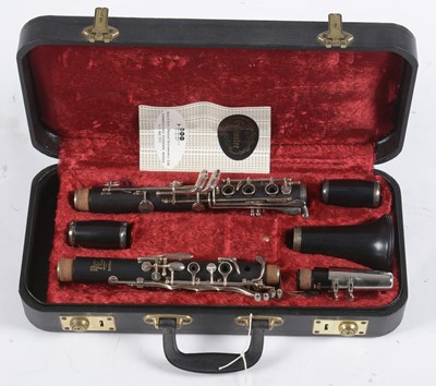 Lot 809 - Boosey and Hawkes Emperor Bb blackwood clarinet