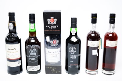 Lot 607 - Six bottles of port