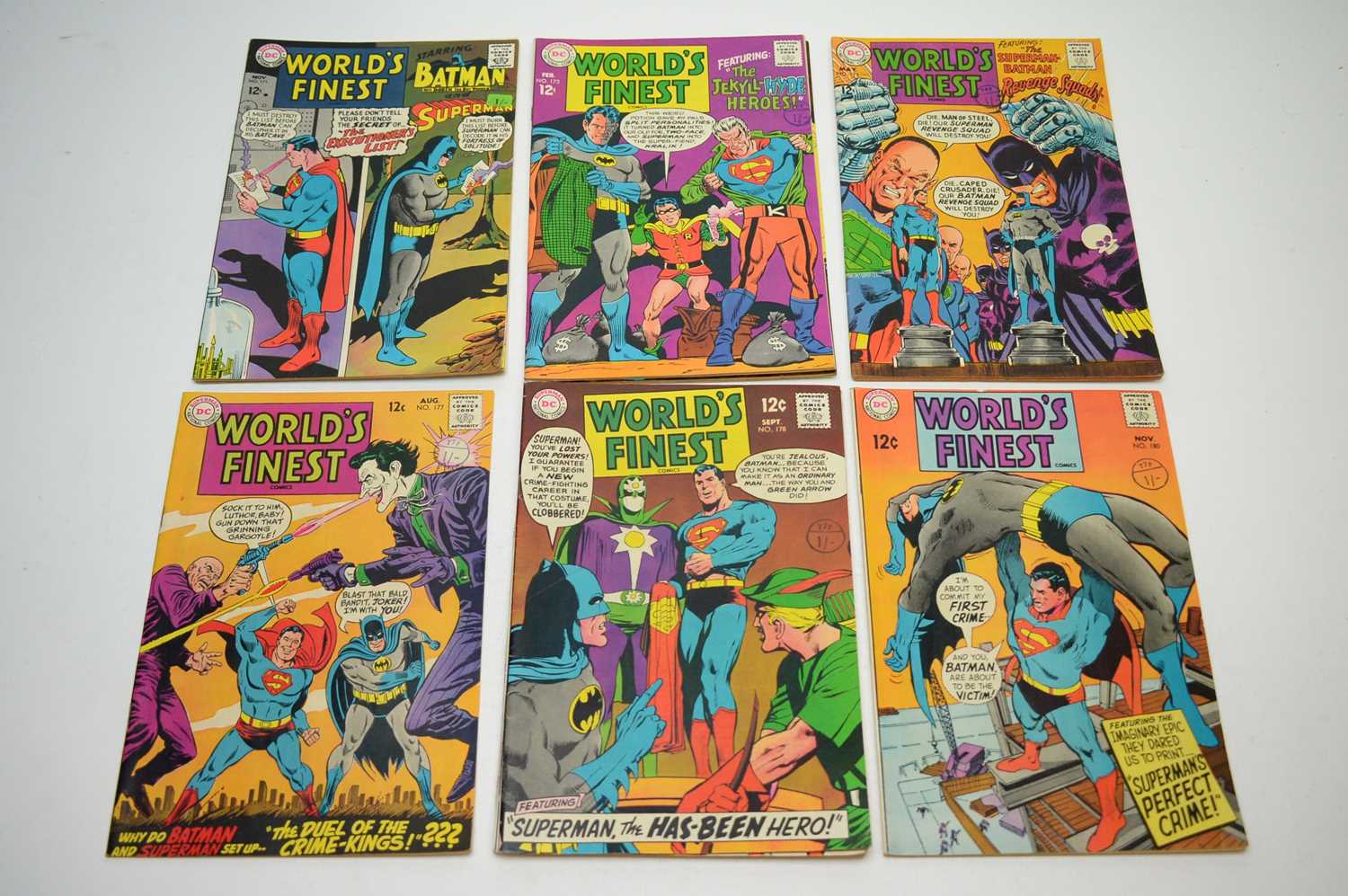 Lot 558 - DC Comics