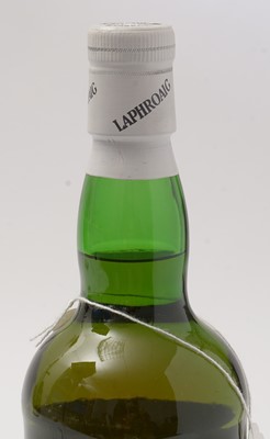 Lot 618 - Laphroaig 10 years old pre-royal warrant single malt scotch whisky