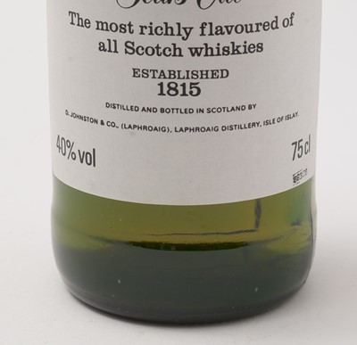 Lot 618 - Laphroaig 10 years old pre-royal warrant single malt scotch whisky