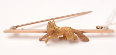 Lot 136 - Two early 20th Century yellow-metal fox pattern bar brooches