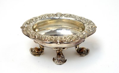 Lot 585 - A pair of George III silver table salts.