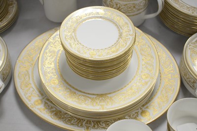 Lot 317 - A Royal Worcester 'Hyde Park' pattern tea, coffee and dinner service