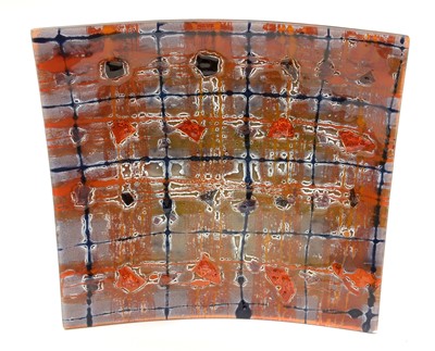 Lot 609 - A late 20th Century cased glass dish.
