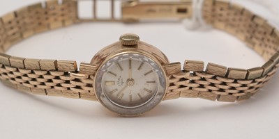 Lot 122 - A mid 20th Century lady's 9ct gold cased Rotary wristwatch.