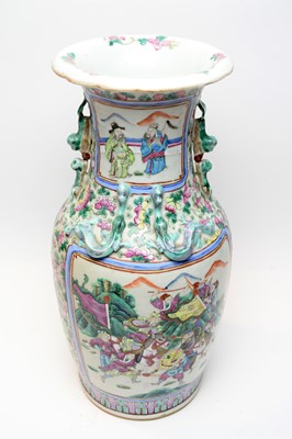 Lot 420 - 19th Century Cantonese vase