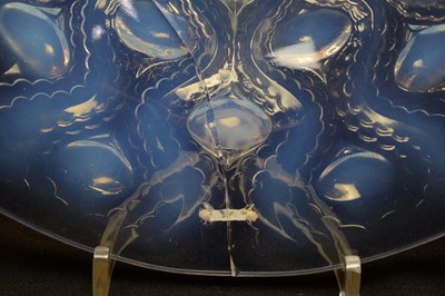Lot 547 - Lalique Bulbes bowl and dish