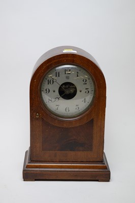 Lot 406 - An Edwardian Boulle mantel clock