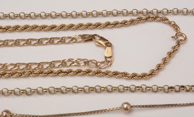 Lot 53 - A selection of 9ct gold and yellow metal chains
