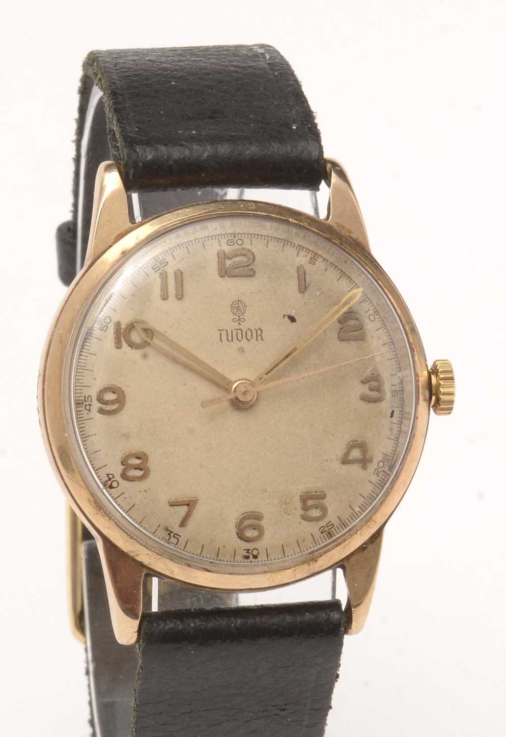 Lot 73 - A 9ct yellow gold cased Tudor wristwatch