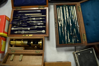 Lot 369 - A selection of cased and loose drawing instruments