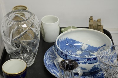 Lot 514 - A selection of ceramics and glass ware
